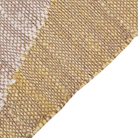 Tapis laine rose or fleur jaune marron gris fils de soie doré