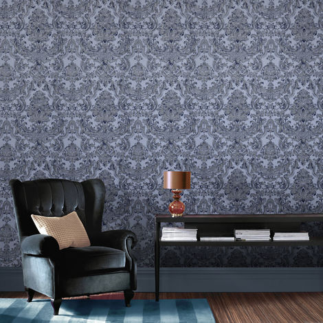 Black and Silver Gothic Damask Flocked Luxury Wallpaper