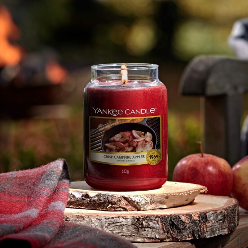 Yankee Candle candela profumata in giara grande Mele Croccanti sul Fuoco  durata: fino a 150 ore