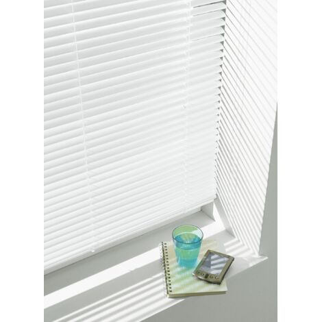 GARDINIA Veneziana in alluminio, Visibilità, Protezione dalla luce e ai raggi solari, Fissaggio al muro e al plafone, Kit di montaggio incluso, Mocca | Leroy Merlin GARDINIA Veneziana in alluminio, Visibilità, Protezione dalla luce e ai raggi solari, Fissaggio al muro e al plafone, Kit di montaggio incluso, Mocca | Leroy Merlin