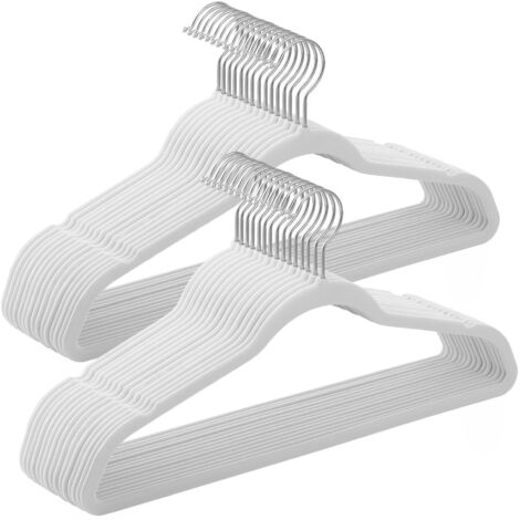 SONGMICS Grucce Appendiabiti in Velluto, 30 Pezzi, Salvaspazio e Antiscivolo, Gancio Girevole a 360°, Spesso 0,6 cm, Largo 41,5 cm, Cappotti Pantaloni, Bianco Nuvola e Argento CRF026W02