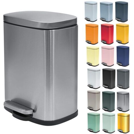 Spirella - Pattumiera da Bagno a Pedale Akira in Acciaio Inox - Chiusura Ammortizzata, Rivestimento Anti-Impronte - 21,4 x 17,6 x 30 cm - 5 L - Argento Satinato