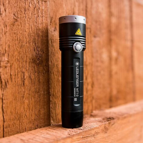 Torcia Ledlenser Lite Card Ultracompatta, 100 Lumen, Formato Carta Di Credito, Ricaricabile USB-C