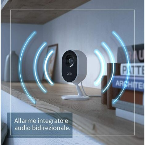 Arlo Essential Indoor, Telecamera di videosorveglianza, con sirena,  Rilevamento suono allarme antincendio e movimento, Visione Notturna