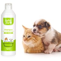 Italian Pet - Shampoo Eco Friendly Cani, Gatti e Cuccioli - Shampoo pH Neutro Concentrato - Pelo Lungo, Pelo Corto, Pelo Lucido, Voluminoso, Spazzolabile - 500 ml - Flacone plastica 100% riciclata