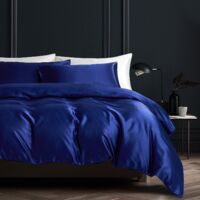 Gezu Set copripiumino 140 x 200 cm, in raso blu, tinta unita, con 1 federa 65 x 65 cm, con chiusura lampo