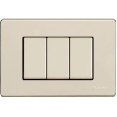 Placa de resina Bticino Magic 3 Lugares marfil 503/3A/R
