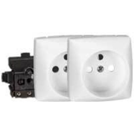 Legrand – Prise double 2 pôles + terre précâblée saillie 16A – IP2X – Installation simple – 86178 - LEG086178