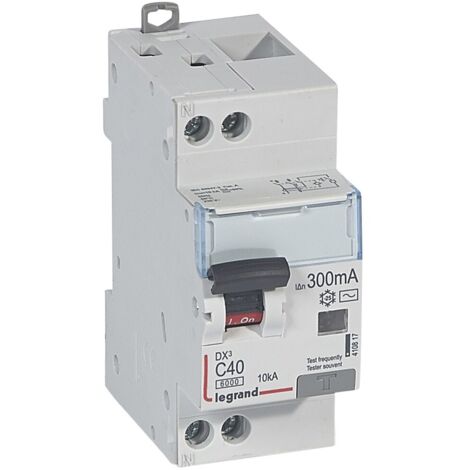 Disjoncteur différentiel monobloc DX³6000 10kA arrivée haute et départ bas à vis U+N 230V 40A type AC 300mA LEGRAND 410817