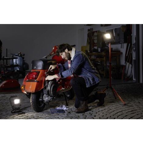 LEDVANCE LED Worklights - TRIPOD L Projecteur de chantier Longueur du trépied (max.): 1500 mm 50 W blanc neutre 4058075213975 Q465822