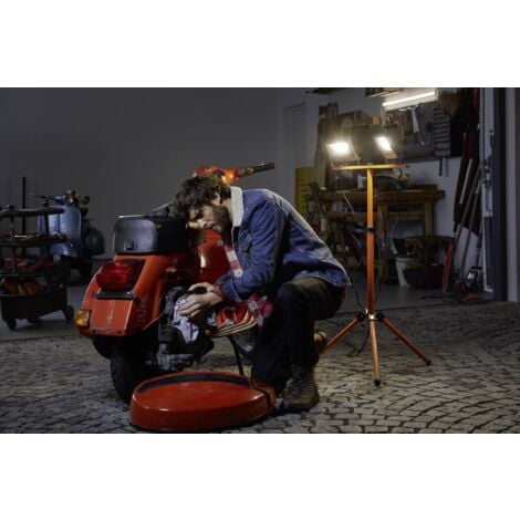 LEDVANCE LED Worklights - TRIPOD L Projecteur de chantier Longueur du trépied (max.): 1500 mm 50 W blanc neutre 4058075213975 Q465822