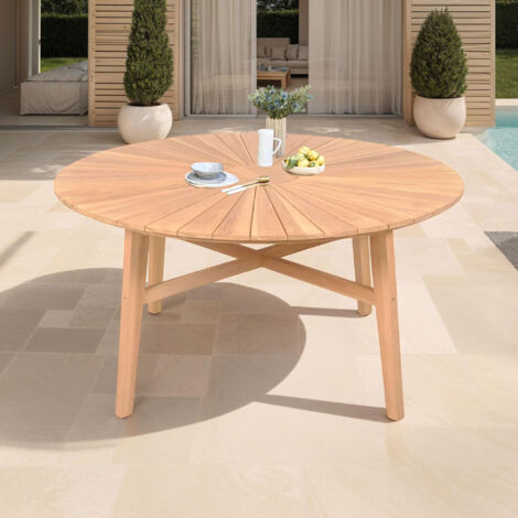 M&S – Table de jardin ronde 180 cm en teck naturel – Plateau circulaire – Quatre piliers droits – Finition chic rustique – Livrée prête à monter