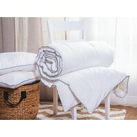 Bettdecke Weiß Japara Baumwolle mit weicher Mikrofaser Füllung 155 x 220 cm 4-Jahreszeiten Schlafzimmer - Weiß