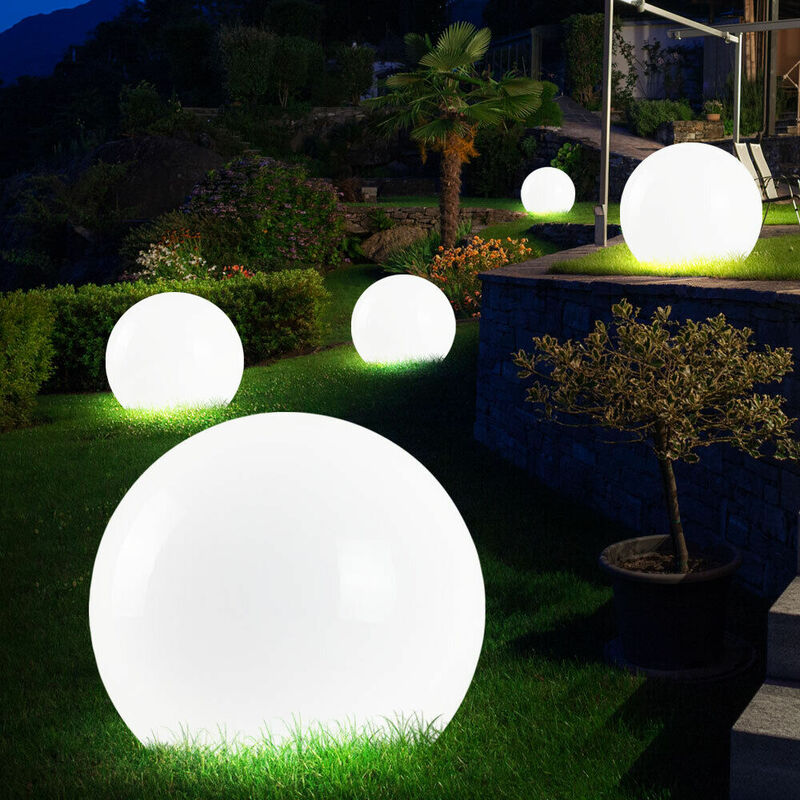 Eclairage solaire exterieur jardin au sol : spots, lanternes & balises -  PRÊT A JARDINER