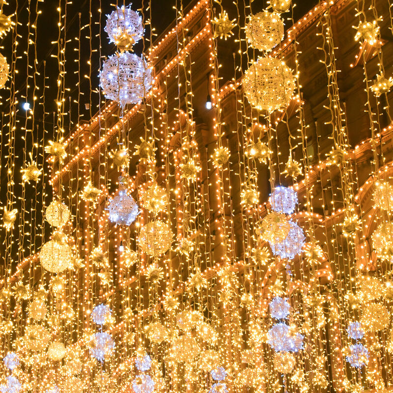 Salcar - Guirlande Lumineuse à LED 3 m x 3 m IP44 étanche étoiles LED Rideau  Lumineux pour Noël, fêtes, intérieur, 8 programmes de Changement de lumière  (Blanc Chaud) [Classe énergétique A++] 
