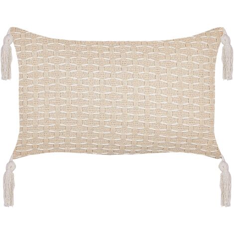 Set di 2 cuscini in tessuto di poliestere beige chiaro 45 x 25 cm con nappe