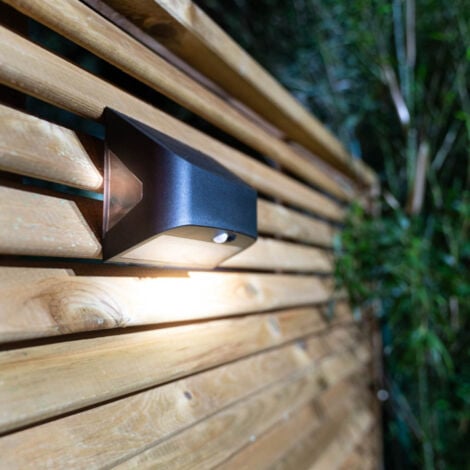 Xanlite - Applique murale hybride Solaire / USB, 700 Lumens, IP54, 3 modes d'éclairage, 10h d'autonomie avec détecteur de mouvement - APSAR600D2SV23
