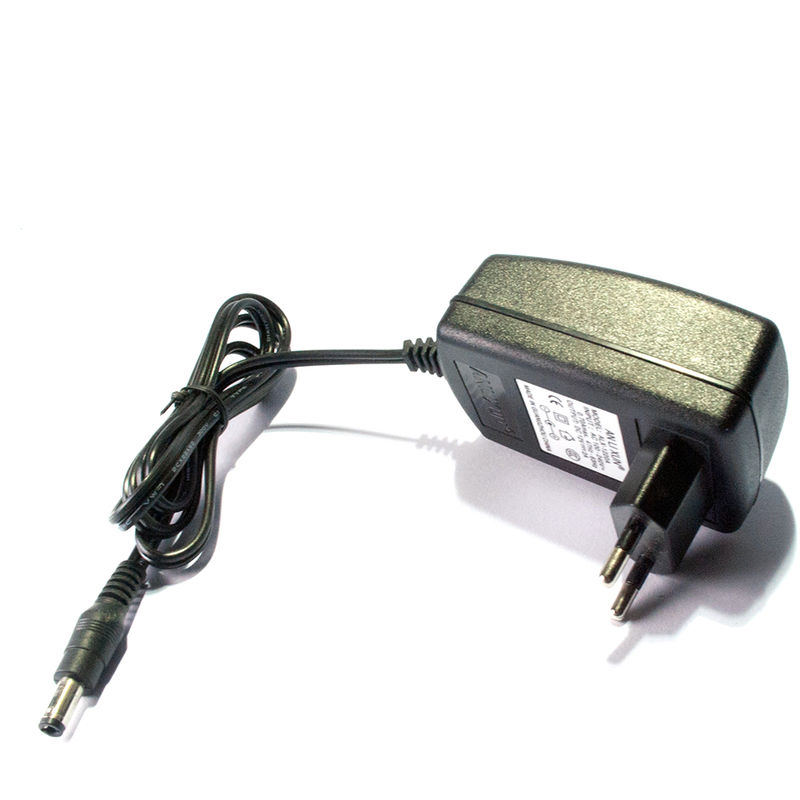 Alimentatore AC/DC 5V 1A Plug 5.5 x 2.1mm Nero - Trasformatori AC/DC -  Alimentazione - Cavi e Prese