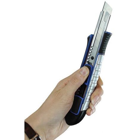 Heavy-Duty Retractable Snap-Off Trimming Knife with 25mm Blade by Faithfull FAITKRS25HD (1/2)