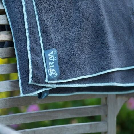 Henry Wag Microfibre Towel Small 100 X 70cm 265724
