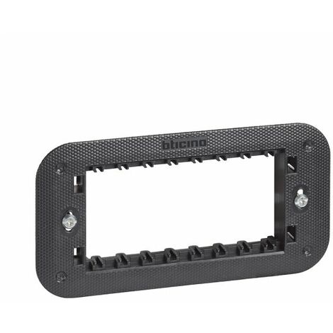 BTicino Living NOW Supporto 4 moduli fornito con valva di protezione - K4704