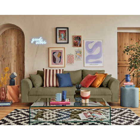 Lisa Design – Canapé droit 3 places en velours côtelé vert – Assise capitonnée – Structure bois massif certifié FSC – Pieds en bois wengé
