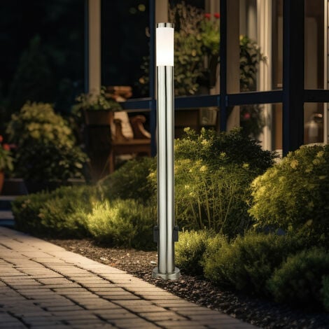 Aussenlampe mit Steckdosen Außensteckdose mit Licht Garten