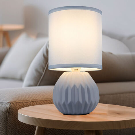 Elegante Nachttischlampe Mit Kristallglas-Fuß Und Weißem Textilschirm – 47 Cm Hoch, E14