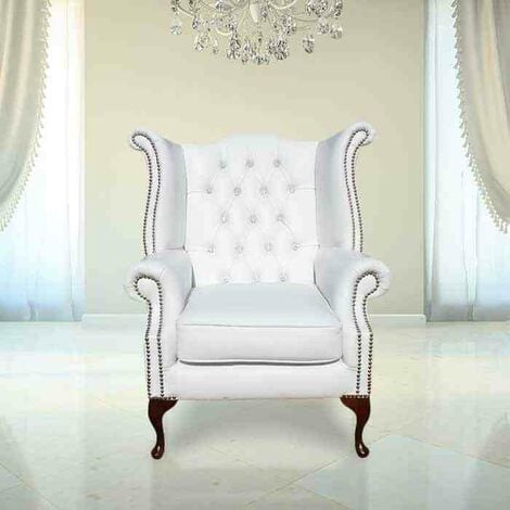 White deals chesterfield chair