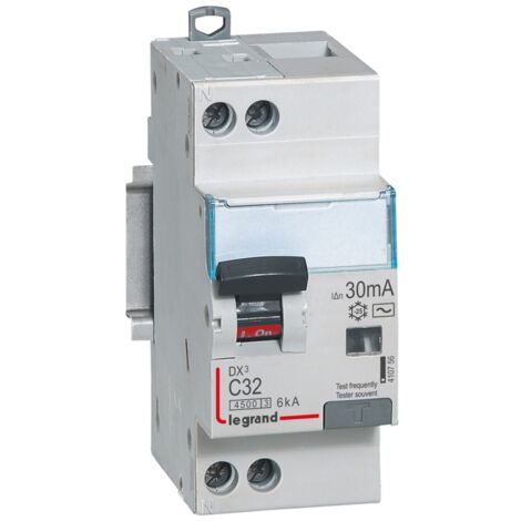 Legrand – Disjoncteur différentiel 32A – Courbe C 30mA – 2 pôles – Tension 230V – Installation encastrée – Protection contre déclenchements intempestifs