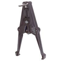 Pince à emboiture KY3 – Pour manchonnage précis – Poids 210g – Largeur 9.4cm – Longueur 21.2cm – SKU 4100138000 – SES