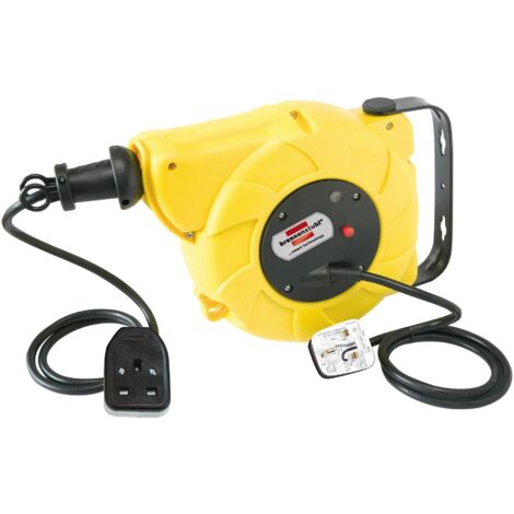 Brennenstuhl Auto Cable Reel 240V 13A 1-Socket 9+2m PVC Cable (1/2)