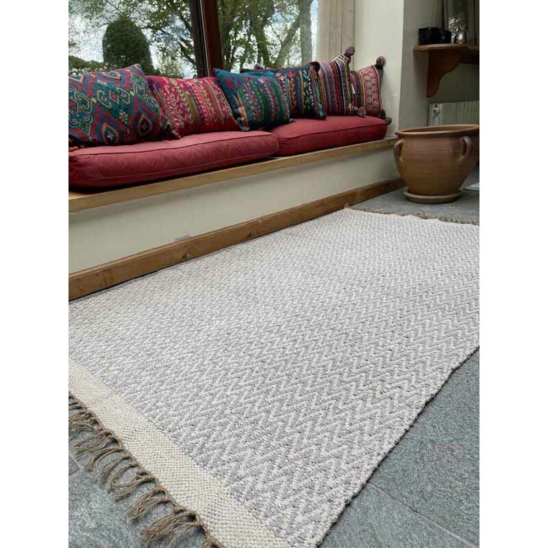 Greta Floor Rug - Natural/Grey - Large