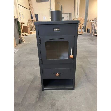 Poêle à bois. Puissance de chauffage 9.5 Kw, modèle "Prity Optima"