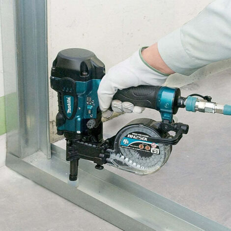 Makita – Cloueur haute pression 22.6 bars – Pour béton et acier – Longueur de clou 19-25mm – Système léger et compact - AN250HC