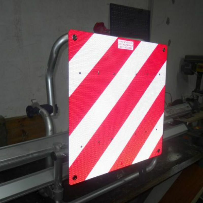 ECE 70.01 Pannelli rifrangenti per rimorchi kit da 4 pezzi in