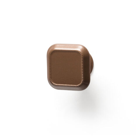 Bouton en Zamak finition cognac, dimensions: 30x30x22mm - talla