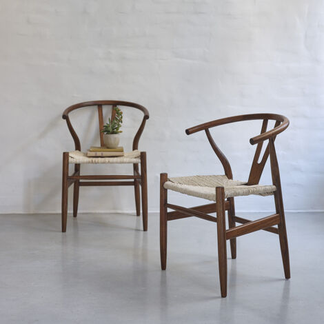 Lot de 2 chaises en mindi massif finition noyer et assise tissée (1/5)