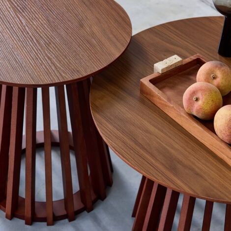 Set of 2 round coffee tables with walnut wood-effect top and fir wood legs, 40cm and 60cm