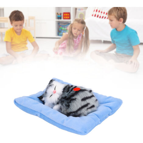 Interaktives graues Plüschkätzchen mit Sound – Aktiviert durch leichten Druck – Material: Textil + Kunststoff – Maße: 18 x 16 cm – 2 LR41-Batterien enthalten – Dekoratives und ideales Geschenk