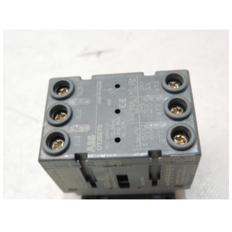 Interrupteur sectionneur 25A 3P 9kW 400V IP20 montage sur porte de coffret série OT25ET3 (910164) ABB 1SCA022352R6790