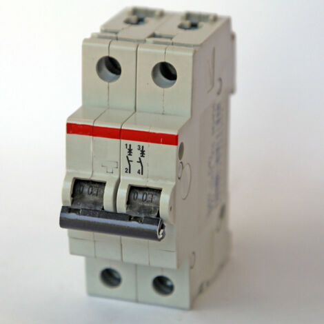 Interruttore Automatico Magnetotermico 2 Modulo Din 25a Per Quadro Elettrico