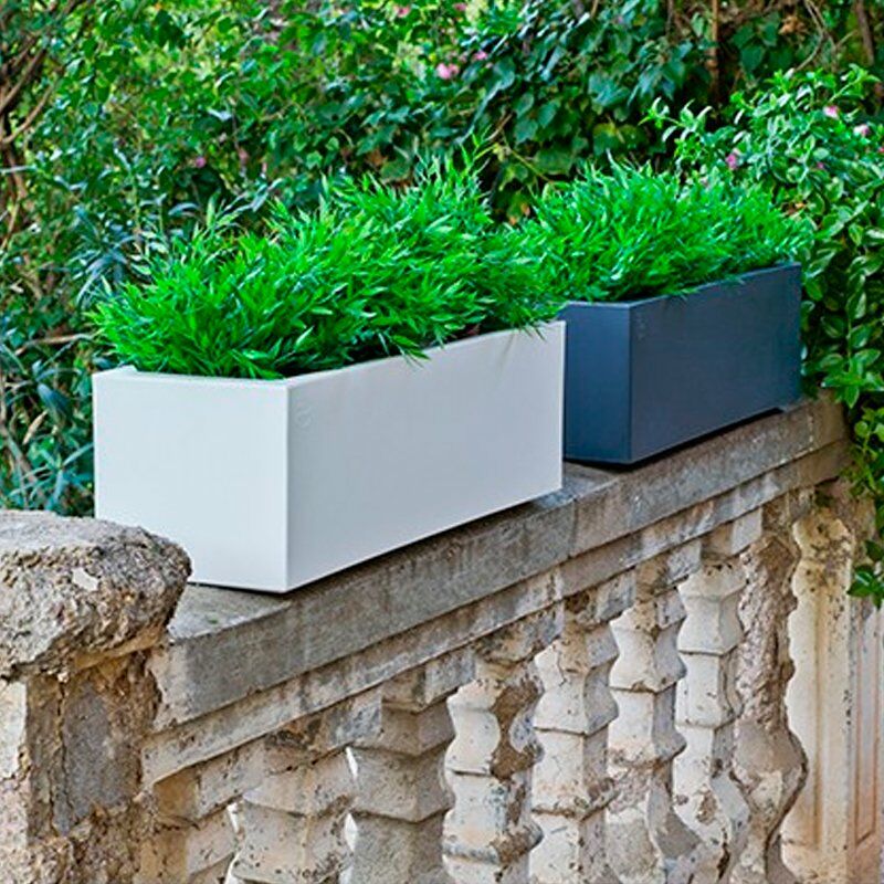 

Jardinera rectangular polietileno Jara Color GRIS