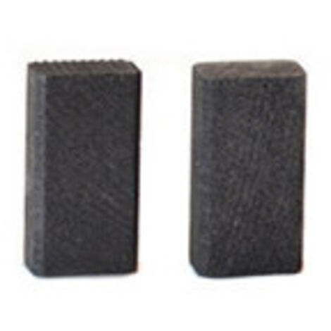Jeu de 2 charbons adaptable pour BLACK & DECKER. Dimensions 6 x 6 x 12.5mm.