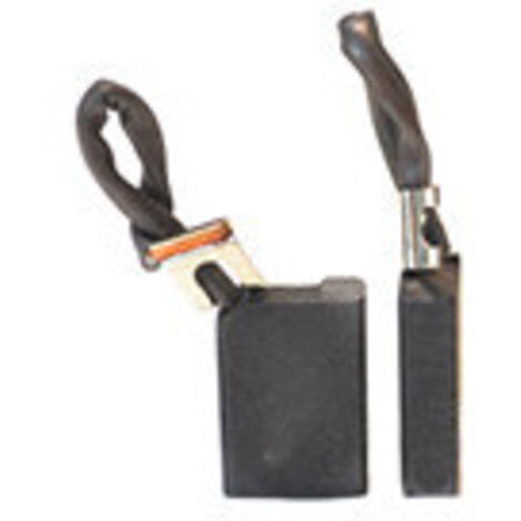 Jeu de 2 charbons adaptable pour KANGO, MILWAUKEE. Dimensions: 6.35 x 16 x 24mm.
