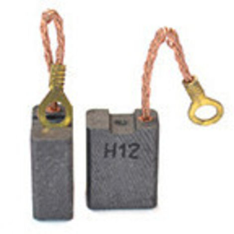 Jeu de 2 charbons adaptable pour METABO. Dimensions: 8 x 14 x 18mm.