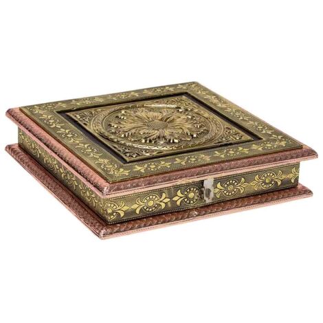 Joyero de metal repujado color cobre 25x25x5