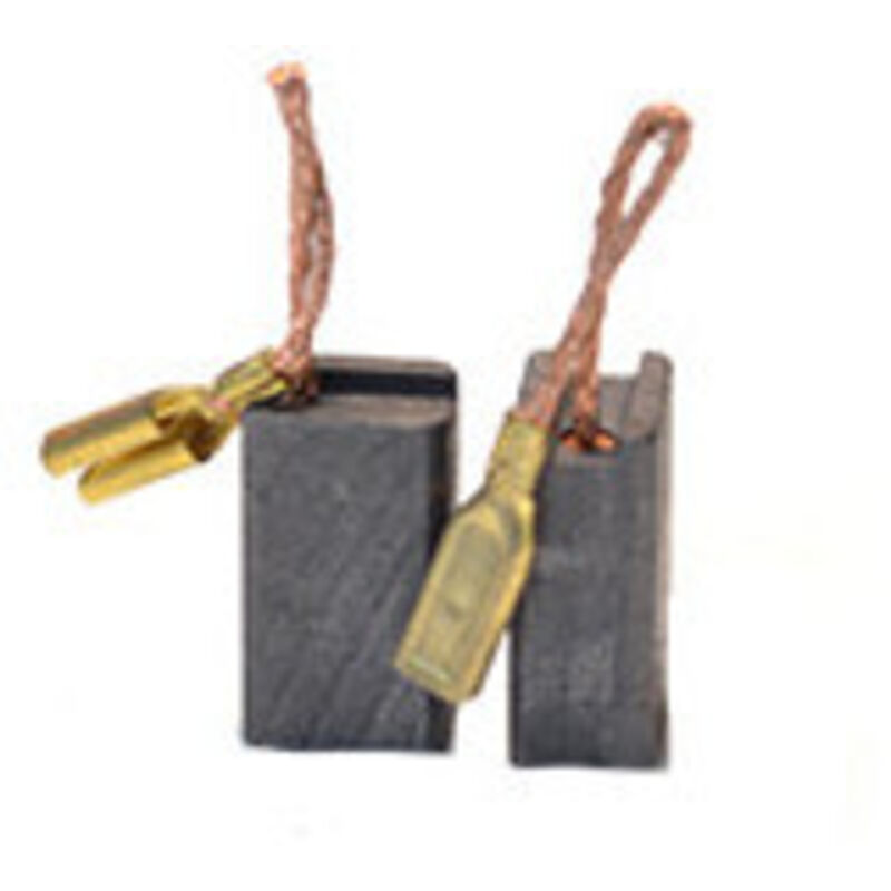 Juego de 2 carbones adaptables para Skil. Dimensiones: 6 x 8,4 x 15 mm.