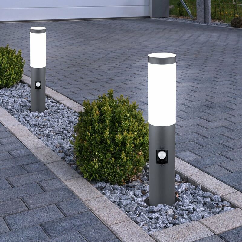 

Juego de 2 luces de pie, iluminación de balcón, detector de movimiento, lámparas de base de acero inoxidable en un juego que incluye bombillas LED