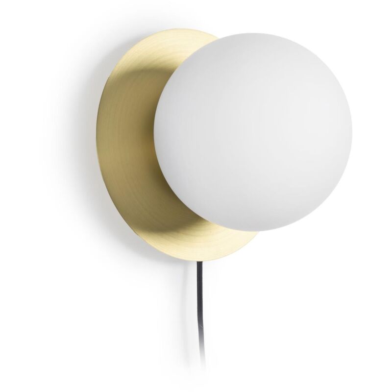 

Kave Home - Aplique Manz de metal efecto latón y cristal glaseado